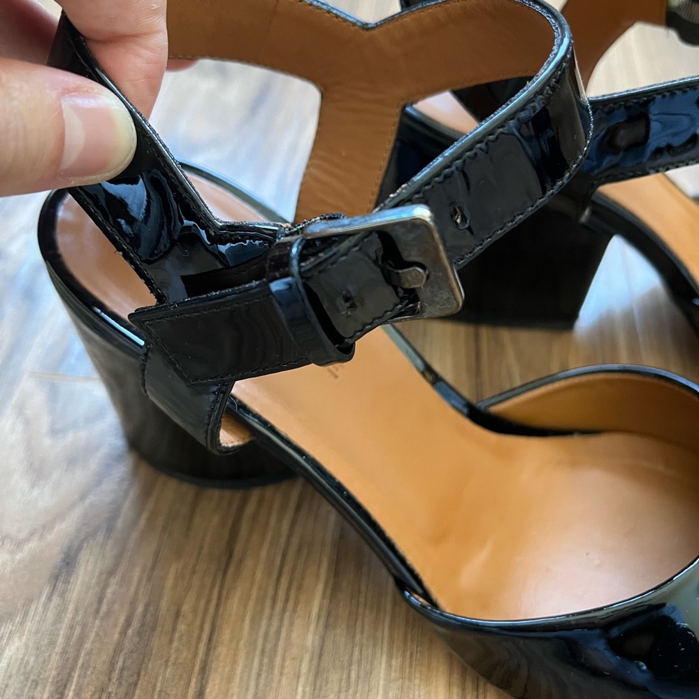 Robert Clergerie Black Patent Leather Heels - Picture 3 of 9